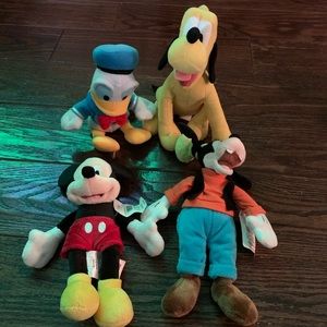 NWT Mickey Goofy Donald Pluto Plush Toys